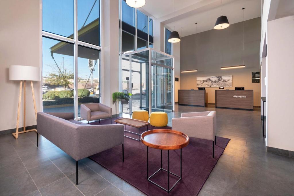 City Express by Marriott Chihuahua City Express by Marriott Chihuahua